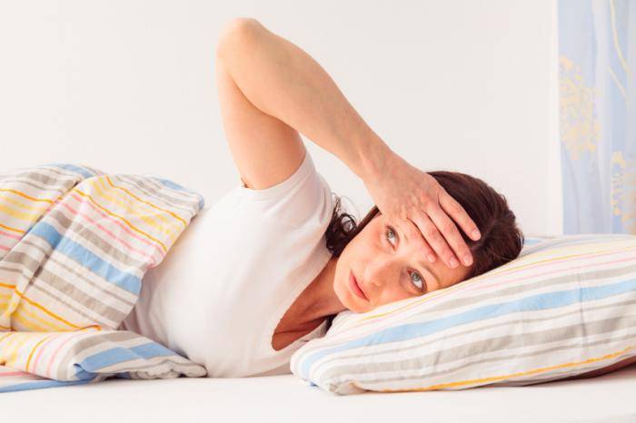 How to Manage Female Night Sweats