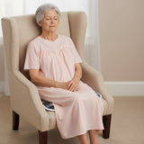 CareFor™ Deluxe Green Plaid Reusable Chair Pad. Style #1969GP.